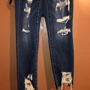 American eagle distressed jeans